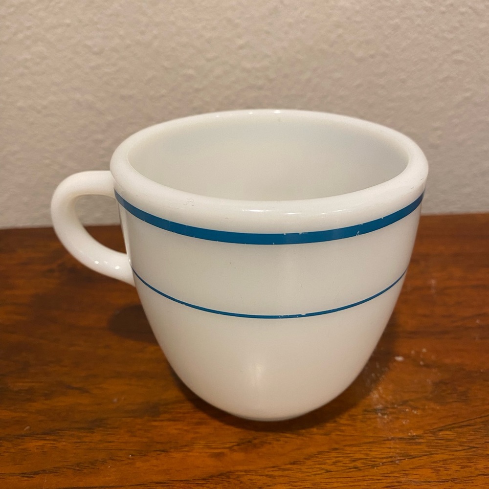 Vintage Pyrex Mug